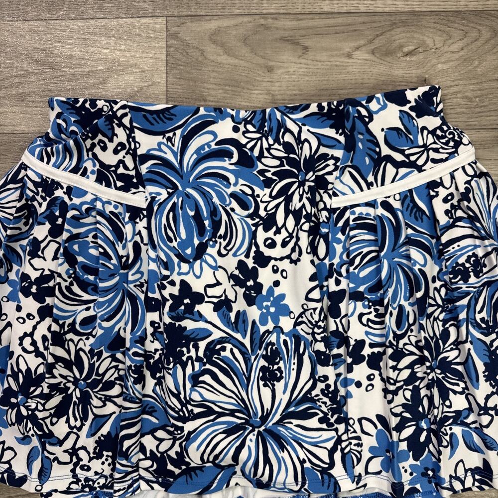 Lilly Pulitzer Luxletic Bacio Skort Pleated Navy Blue Pandarama sz XS - Picture 2 of 8